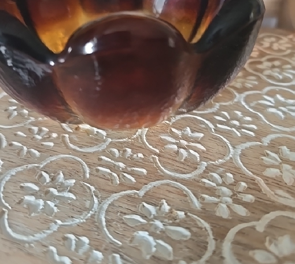 VINTAGE Brown Glass Art Lotus Bowl - Picture 10 of 10